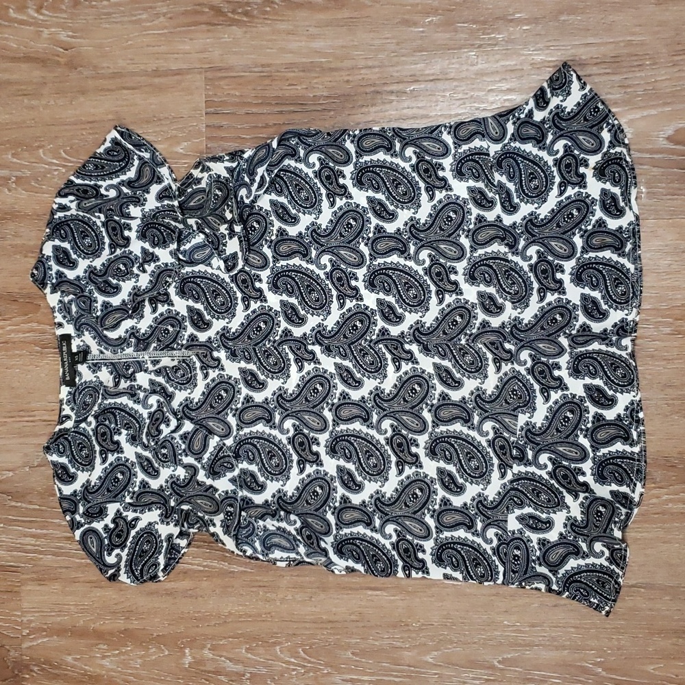 (XS) Banana Republic Paisley Print Ruffle Blouse Lightweight Casual V Neck